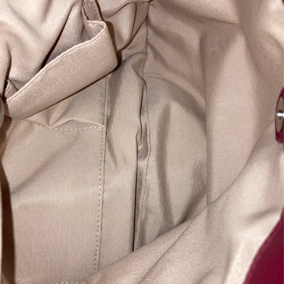 Coach Red Patent Leather Satchel 
NoH1293-F19705 - Picture 8 of 14